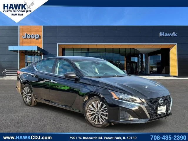 Used 2024 Black Nissan 2.5 SV image 1