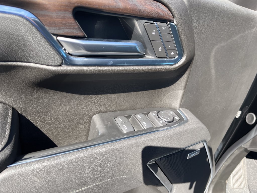 New 2026 Onyx Black GMC SLT image 11