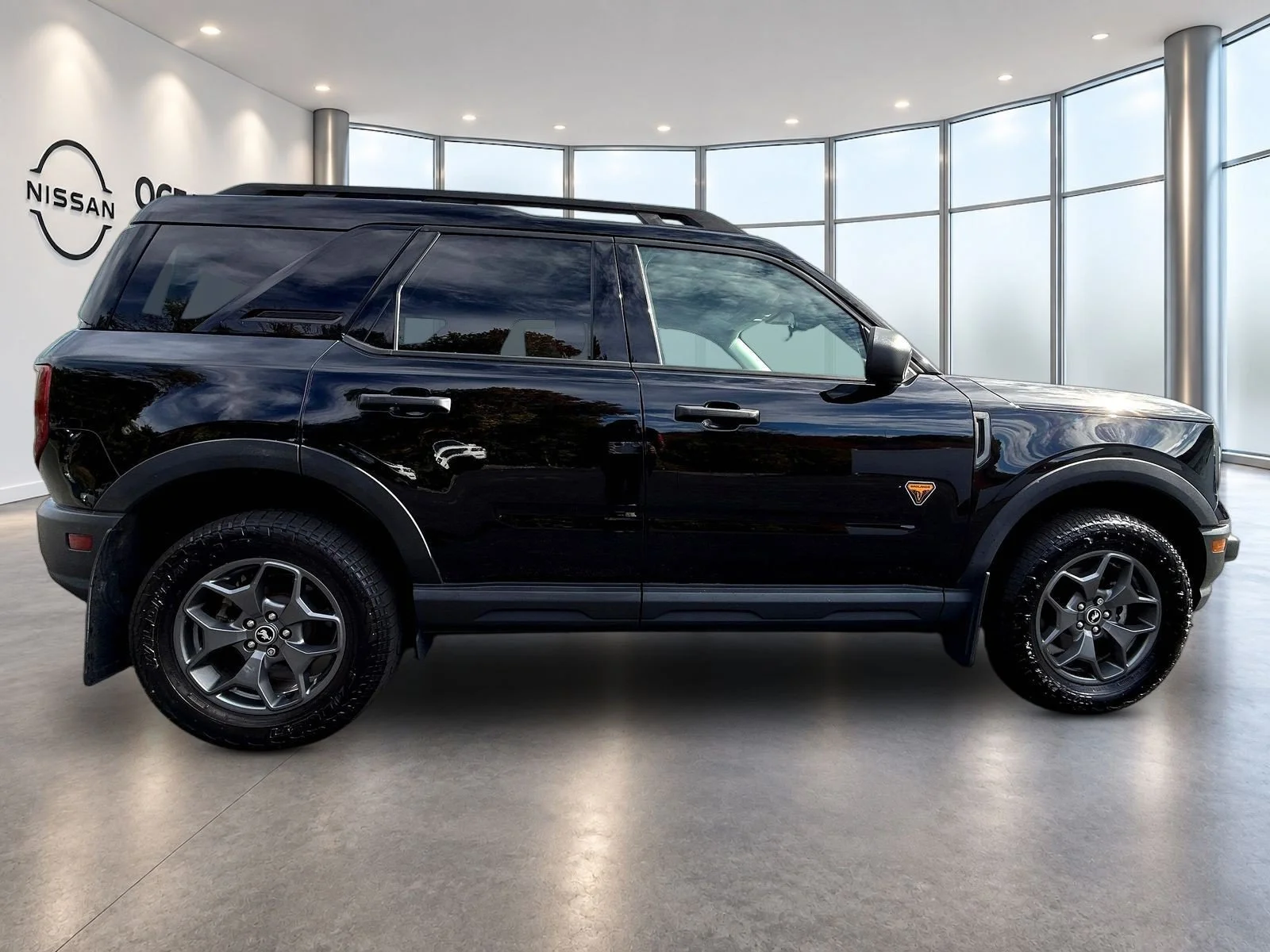 Used 2022 Shadow Black Ford Badlands image 4