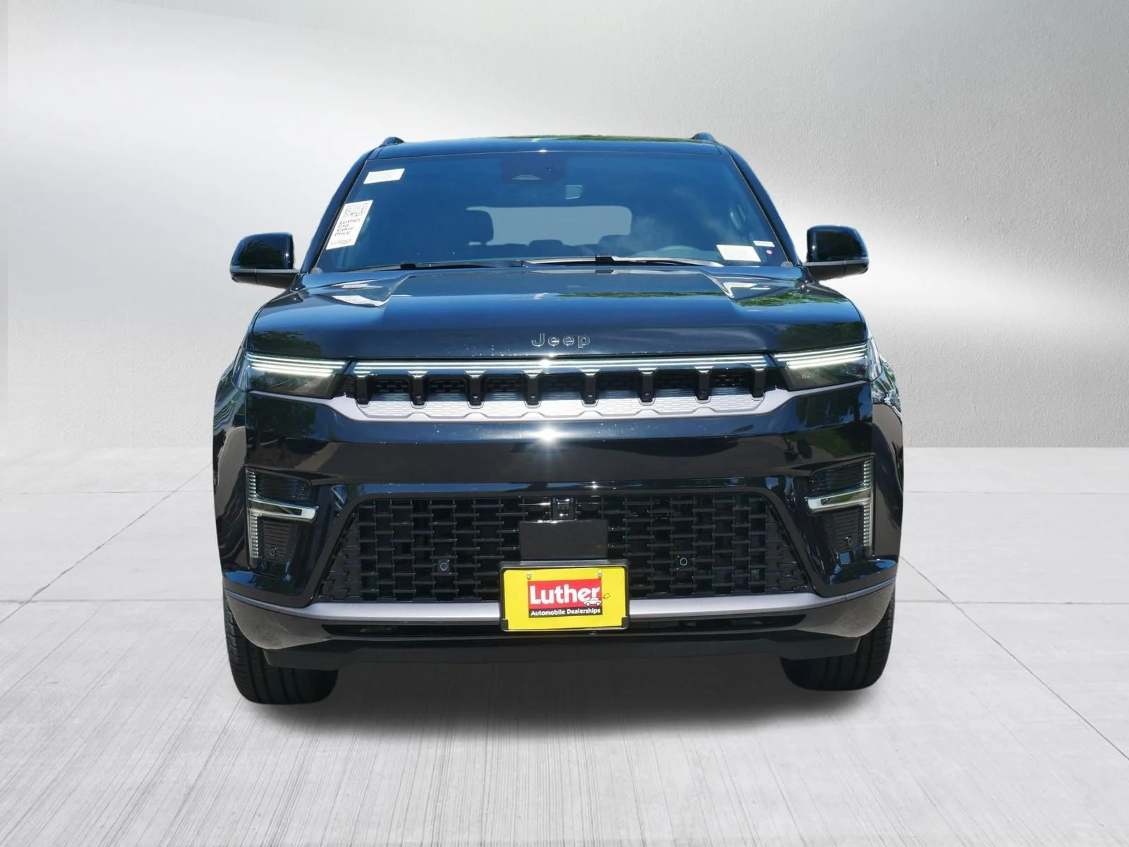 New 2026 High Gloss Black Exterior Paint Jeep Limited Altitude image 2