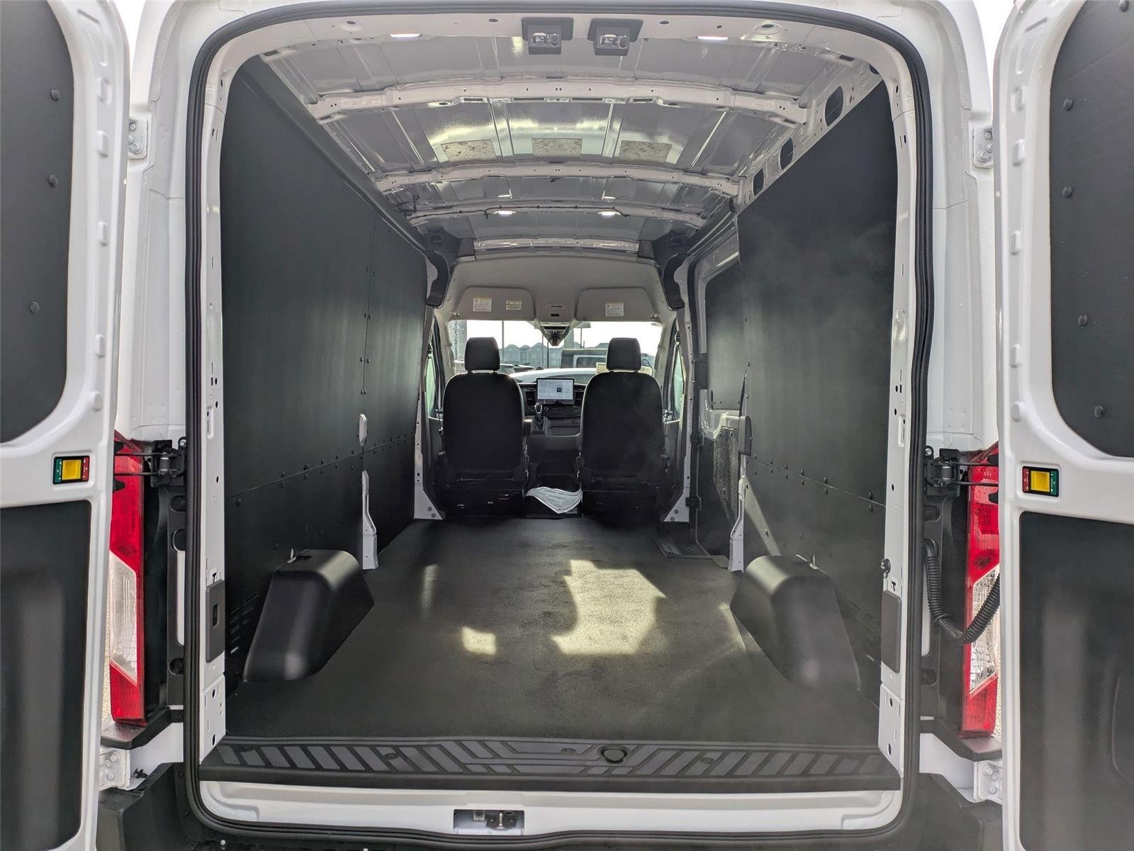 New 2026 Oxford White Ford Cargo Van image 24