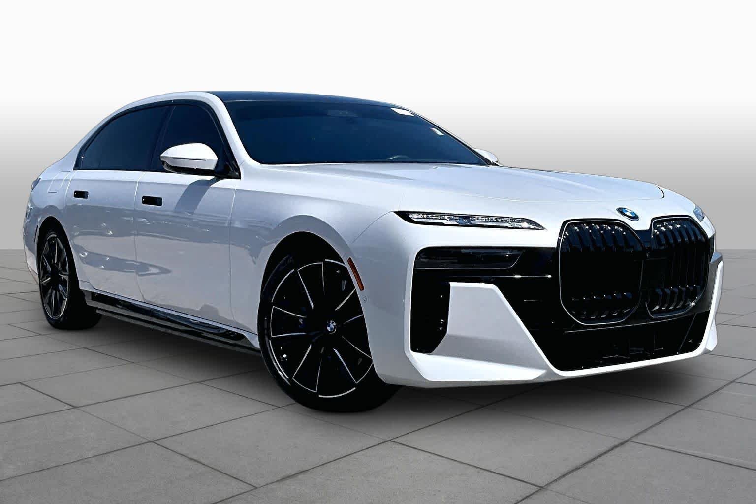 Used 2025 Mineral White Metallic BMW 750e xDrive image 2