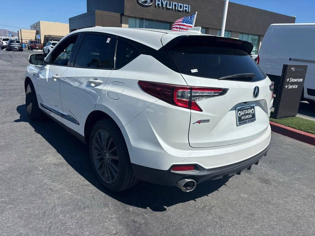 Used 2022 Platinum White Pearl Acura PMC Edition image 4