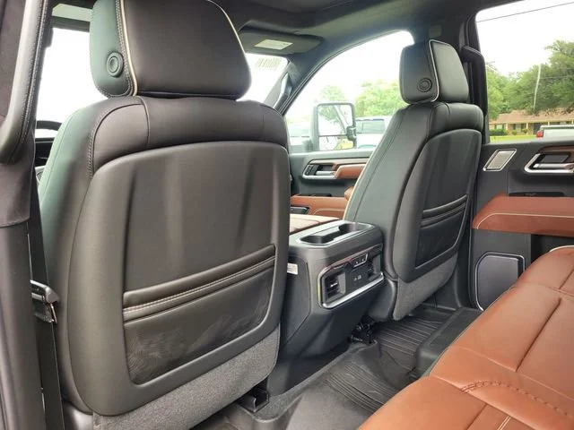 2026 GMC Sierra 3500HD Denali Ultimate - Photo 26