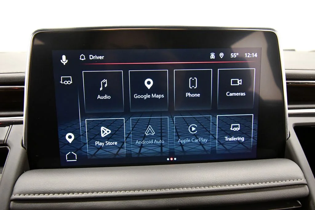 Used 2023  GMC SLE image 24