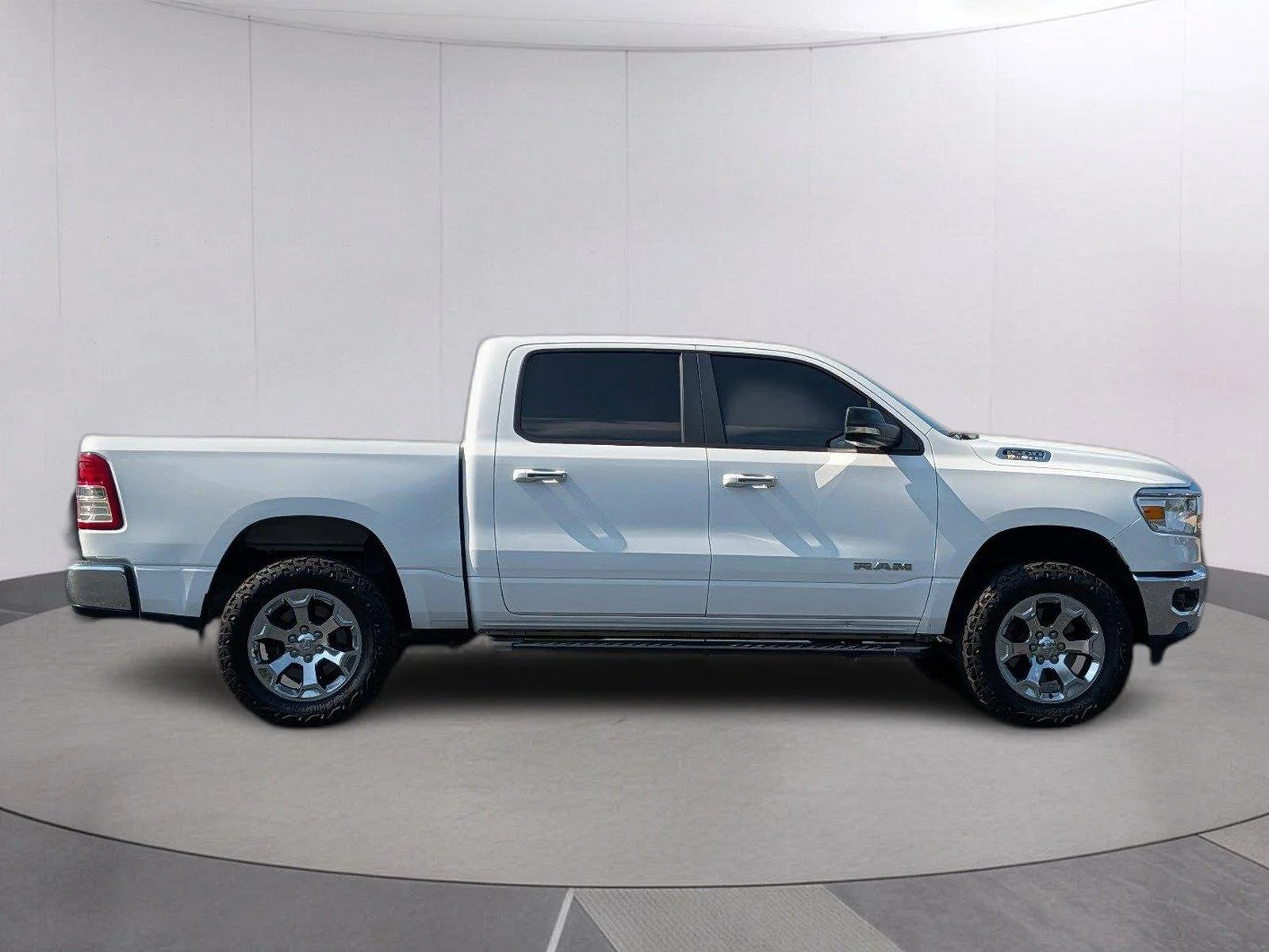 Used 2020 Bright White Clearcoat Ram Big Horn image 6
