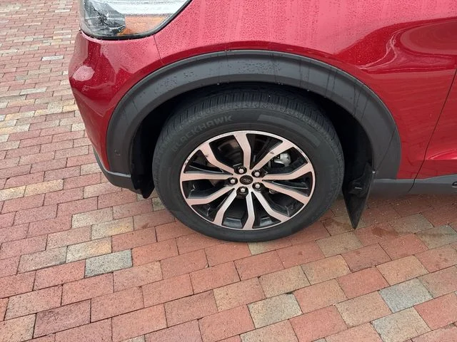 Used 2020 Red Ford ST image 2