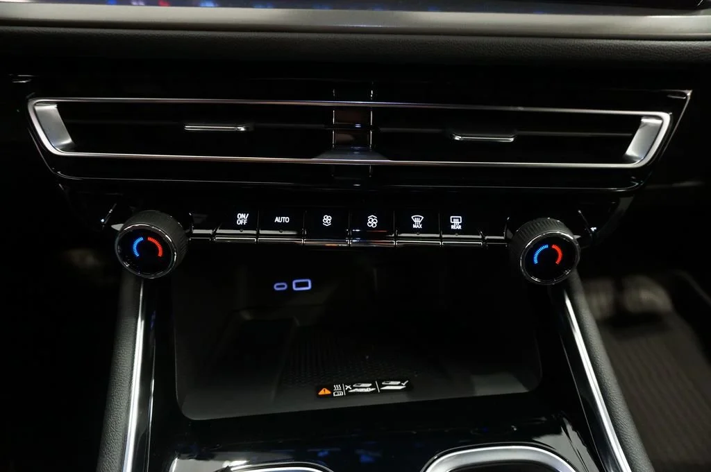 2026 Chevrolet Traverse LT - Photo 15
