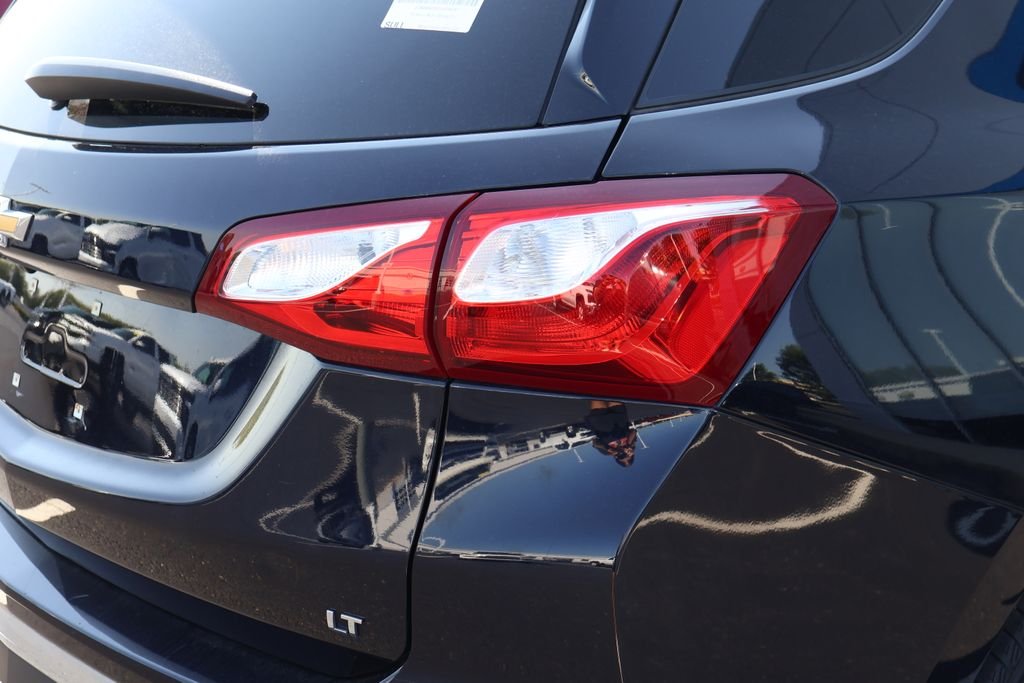 Used 2020 MIDNIGHT BLUE METALLIC Chevrolet LT image 10