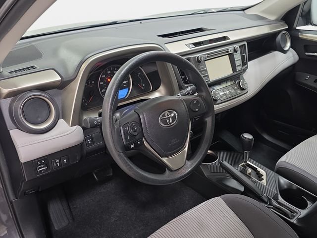 Used 2015 Gray Toyota XLE image 13