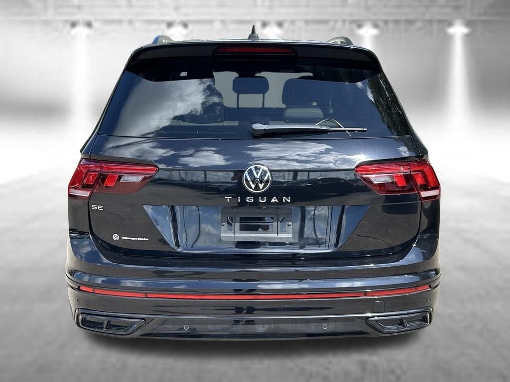 Certified Used 2022 Black Volkswagen 2.0T SE R-Line Black image 5