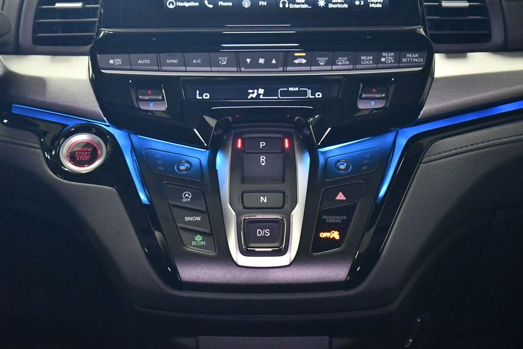 New 2026 Sonic Gray Pearl Honda Touring image 12