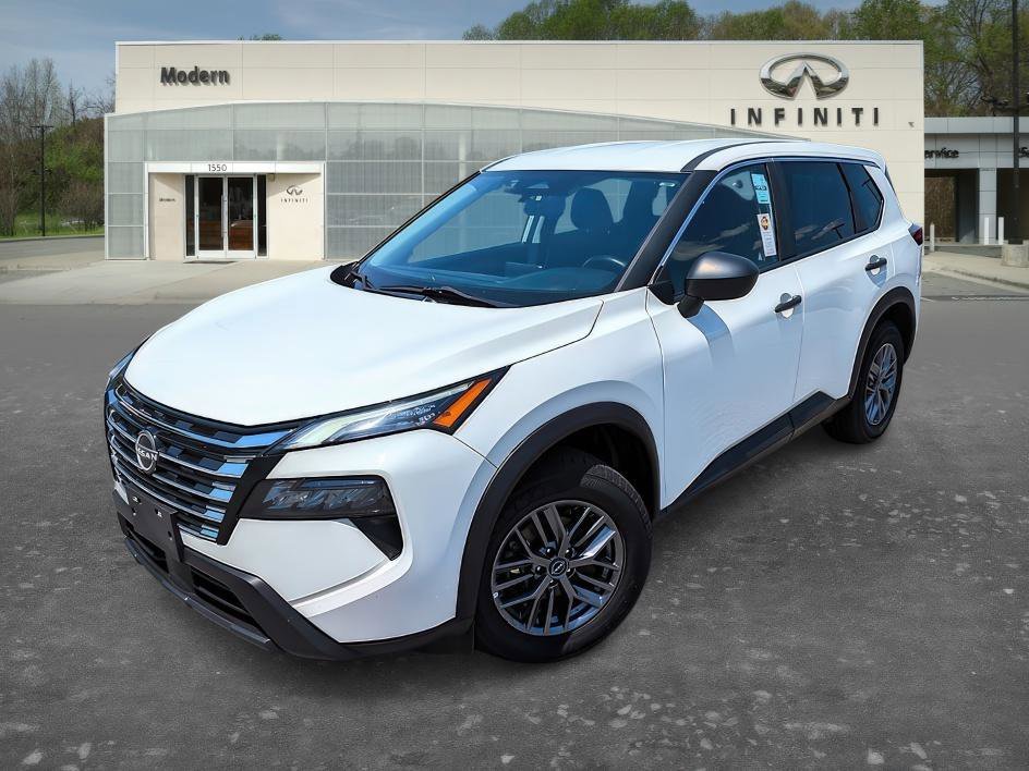 Used 2024 Glacier White Nissan S image 1