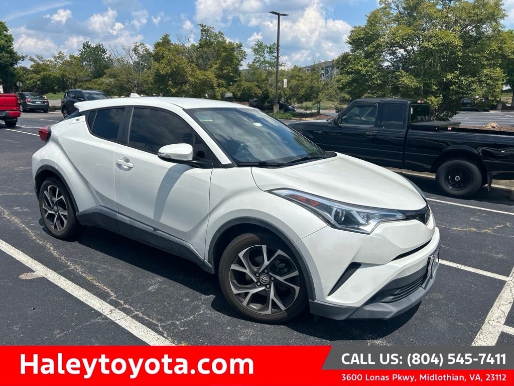 Used 2019 White Toyota XLE image 1
