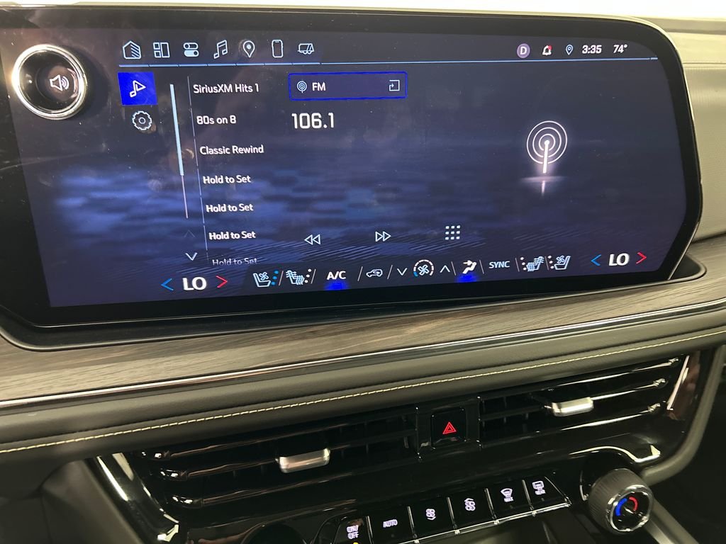 Used 2025 Blue Chevrolet Premier image 15