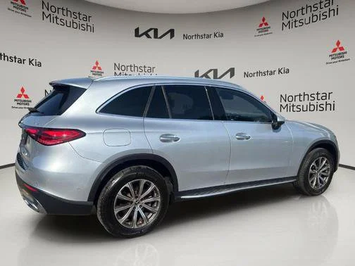 Used 2023 Silver Mercedes-Benz GLC 300 image 7