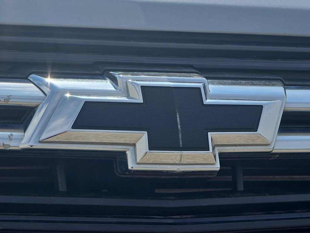 Used 2024 Gray Chevrolet LT image 32