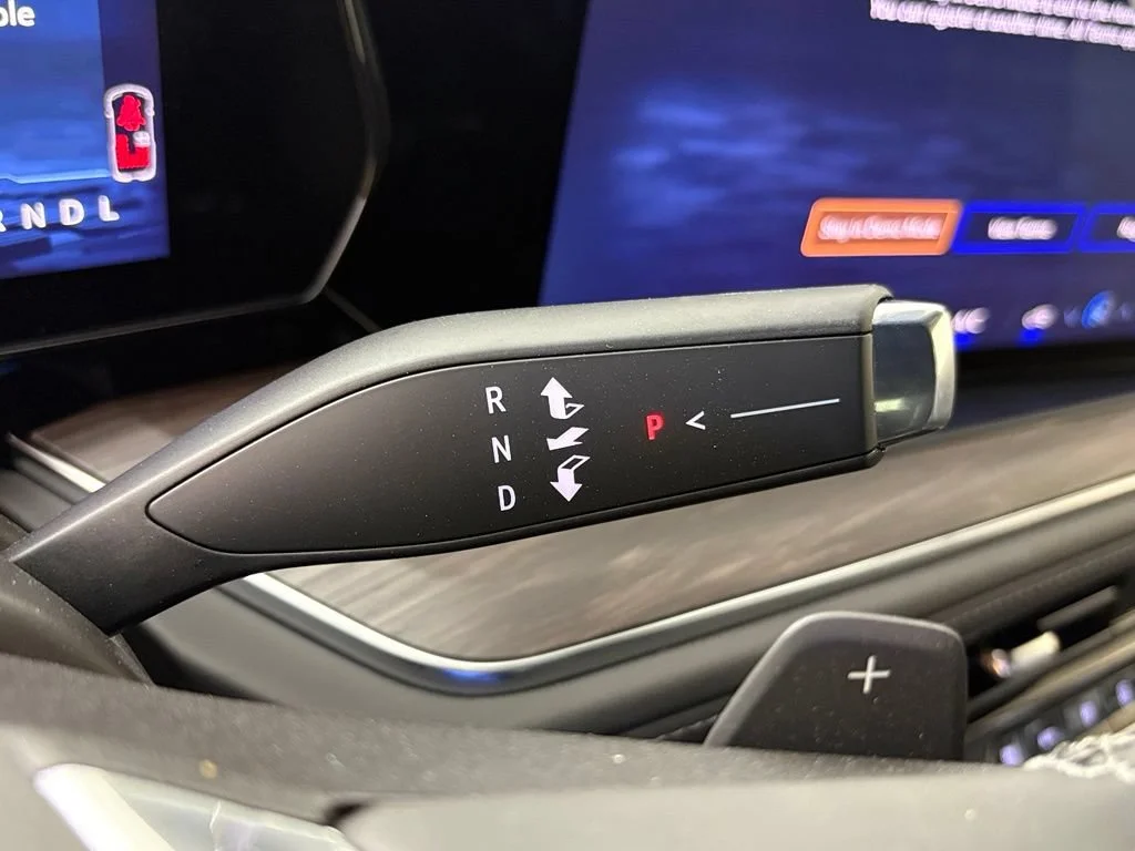 New 2026 Summit White Chevrolet LT image 29