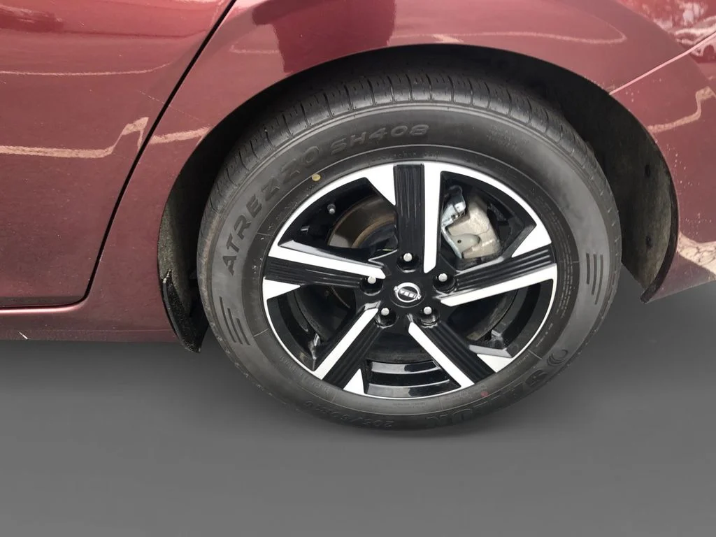 Used 2024 Red Nissan SV image 8