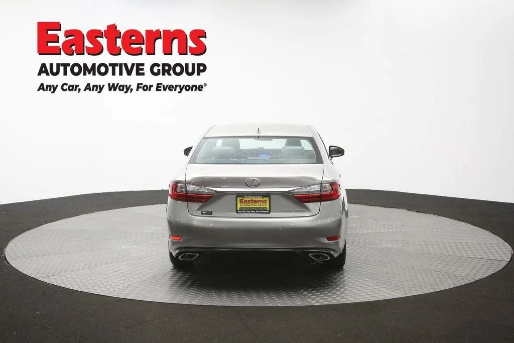Used 2016 Silver Lexus 350 image 40