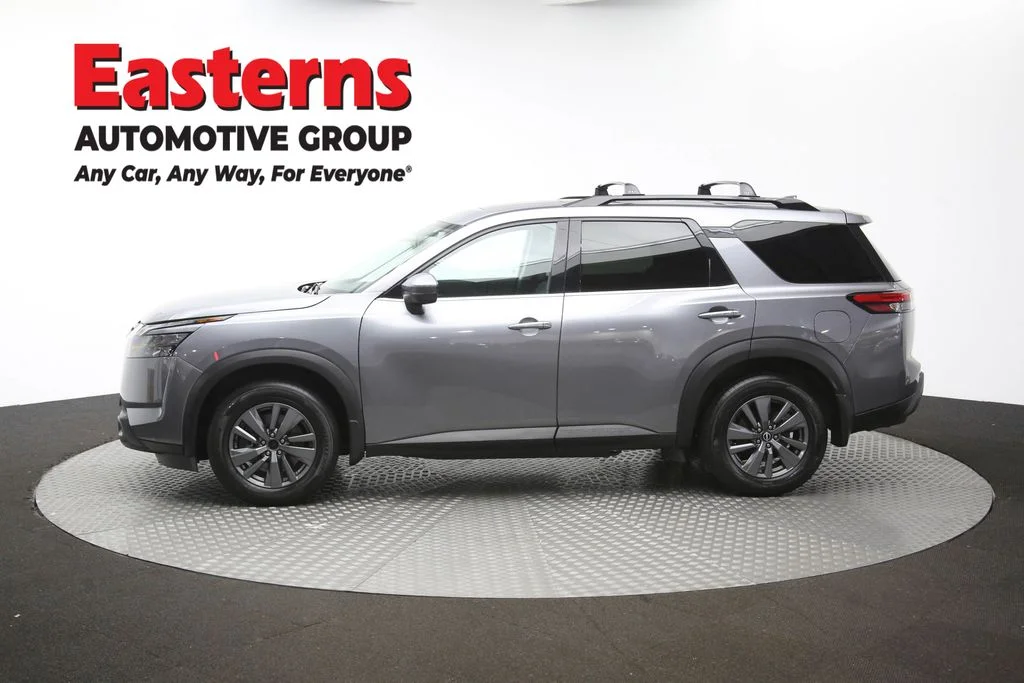 Used 2023 Gray Nissan SV image 63