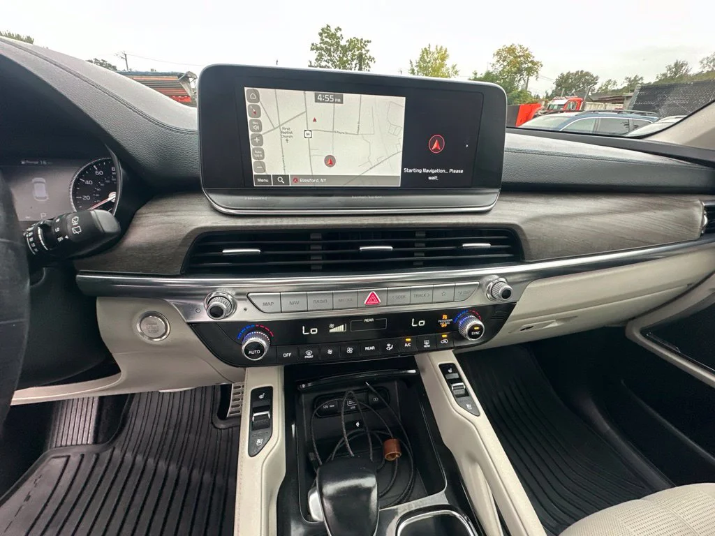 Used 2022 Purple Kia SX image 19