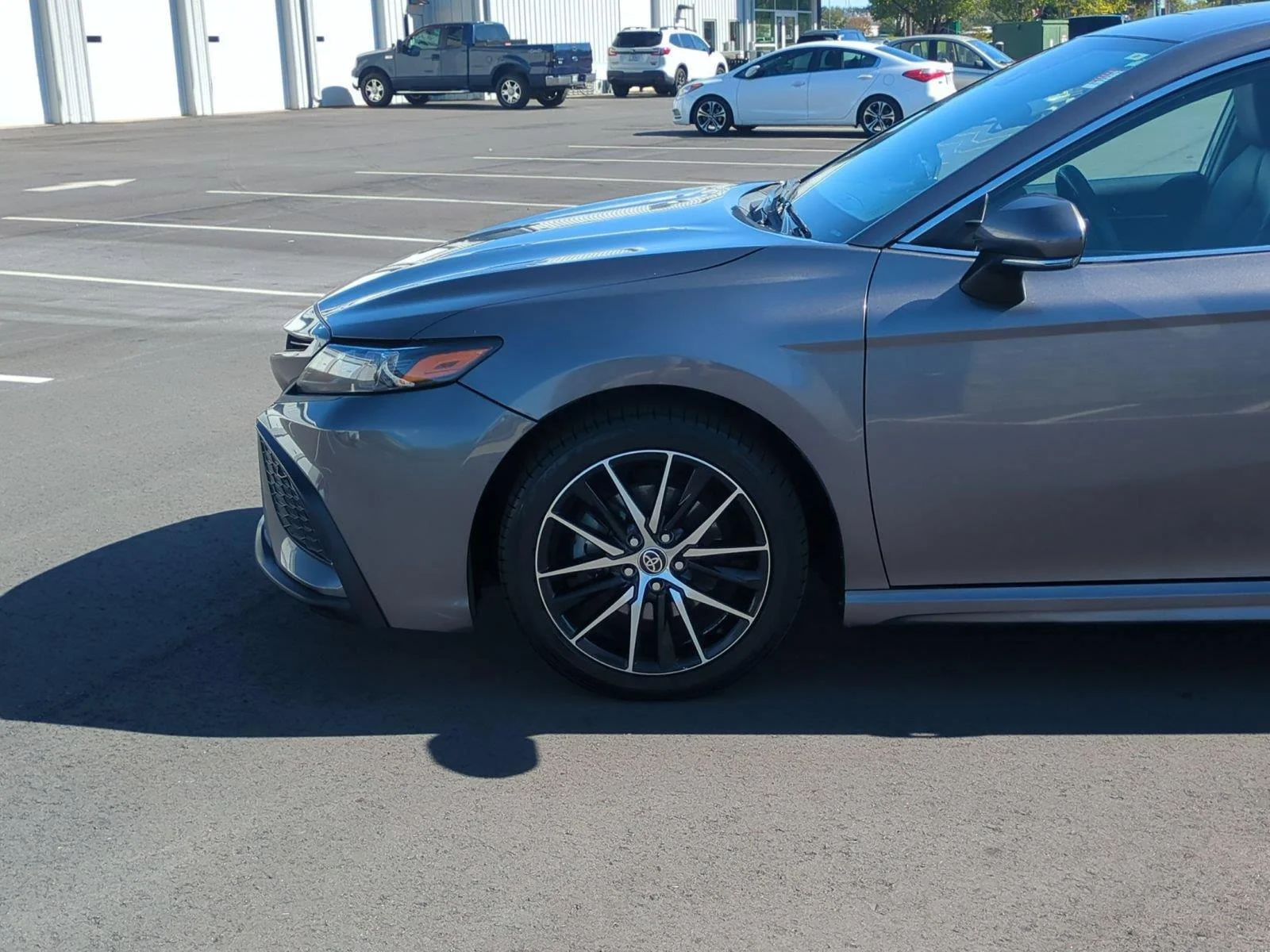 Used 2022 Predawn Gray Mica Toyota SE image 10