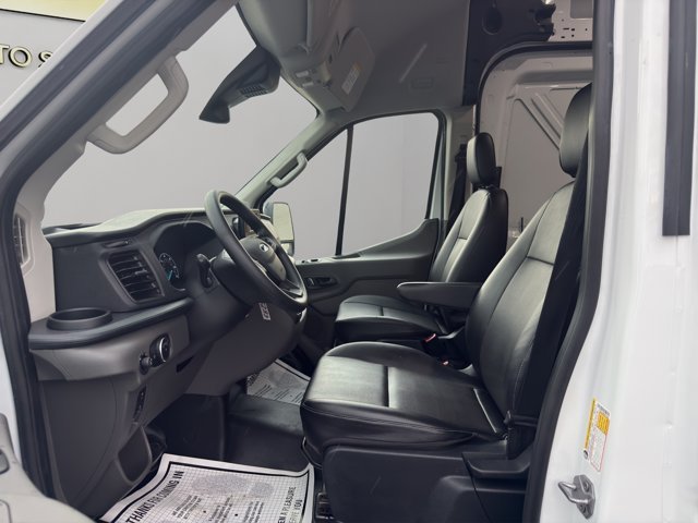 Used 2024 White Ford  image 9