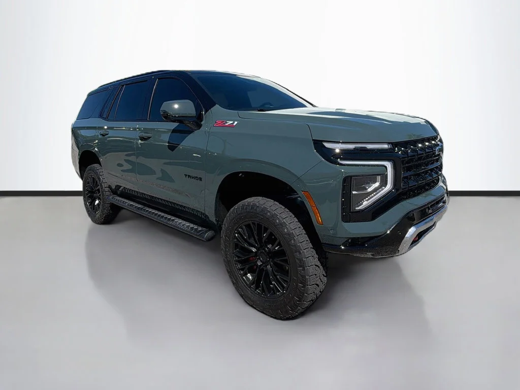 Used 2026 Gray Chevrolet Z71 image 3