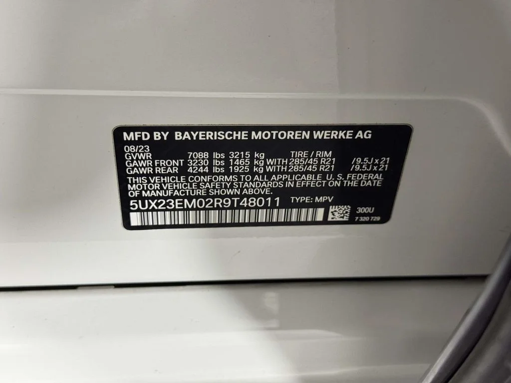 Certified Used 2024 White BMW xDrive40i image 16