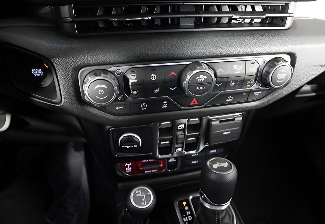 2026 Jeep Wrangler 4-Door Willys - Photo 16