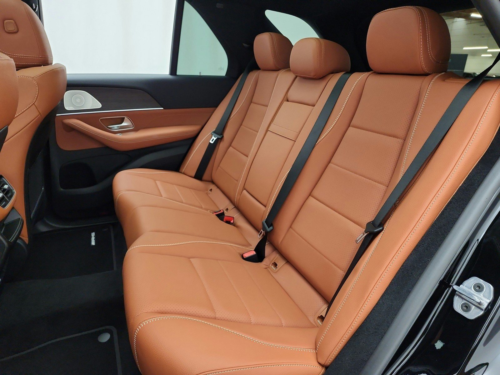 New 2027 Black Mercedes-Benz GLE 350 4MATIC® SUV image 11