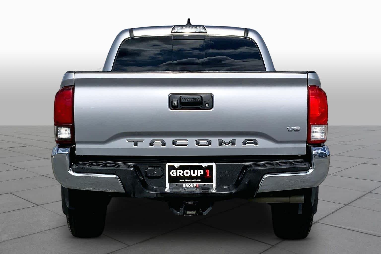 Used 2019 Silver Sky Metallic Toyota SR5 image 5
