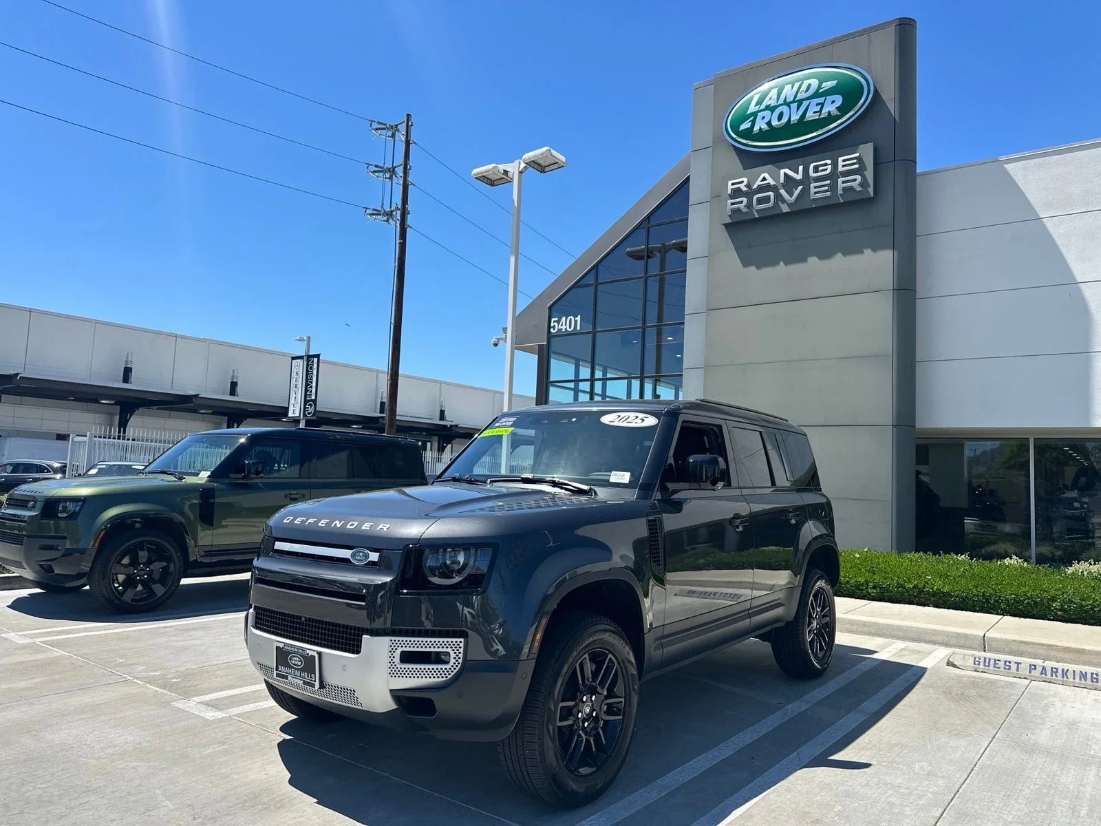 Certified Pre-Owned 2025 Land Rover Defender 110 S AWD 4D Sport Utility