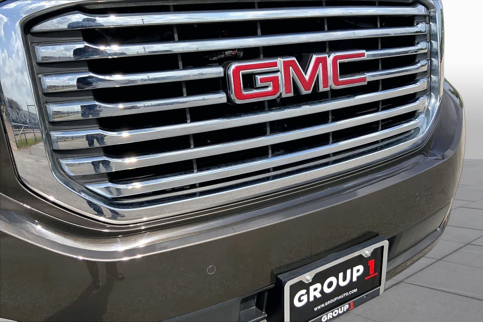 Used 2020 Smokey Quartz Metallic GMC SLT image 29