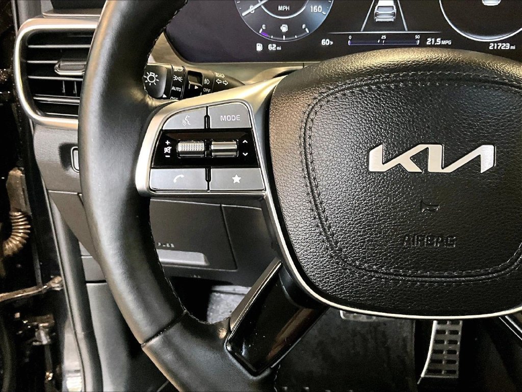 Used 2024 Black Kia SX X-Line image 24