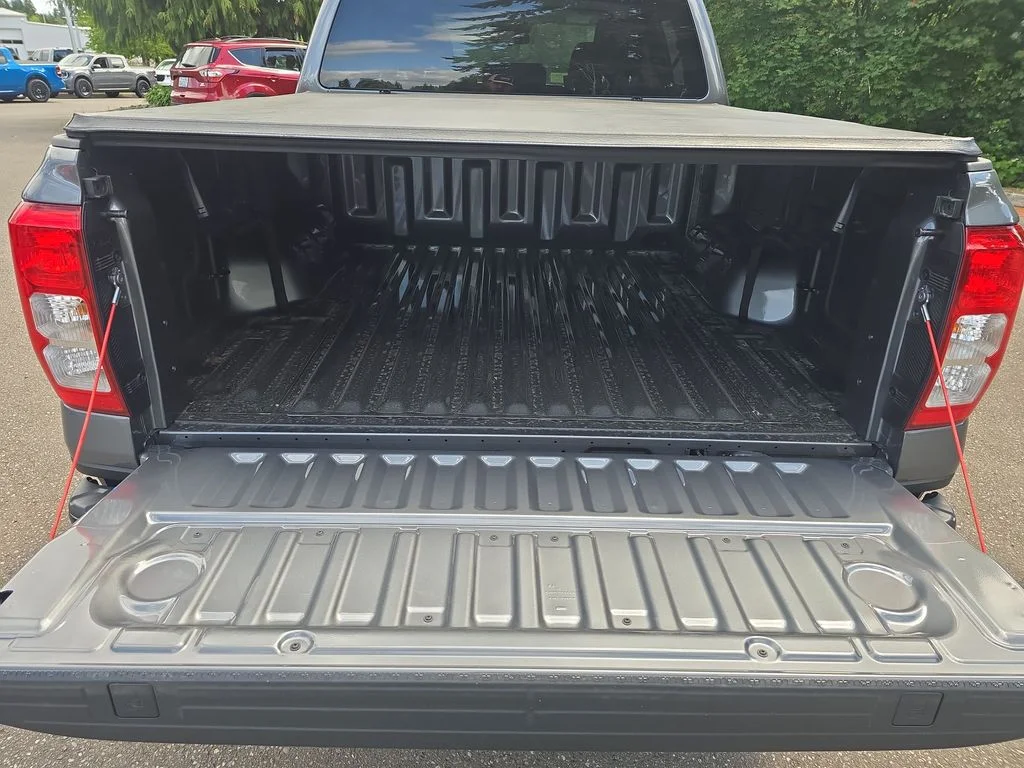 New 2026 Gray Ford XL image 28