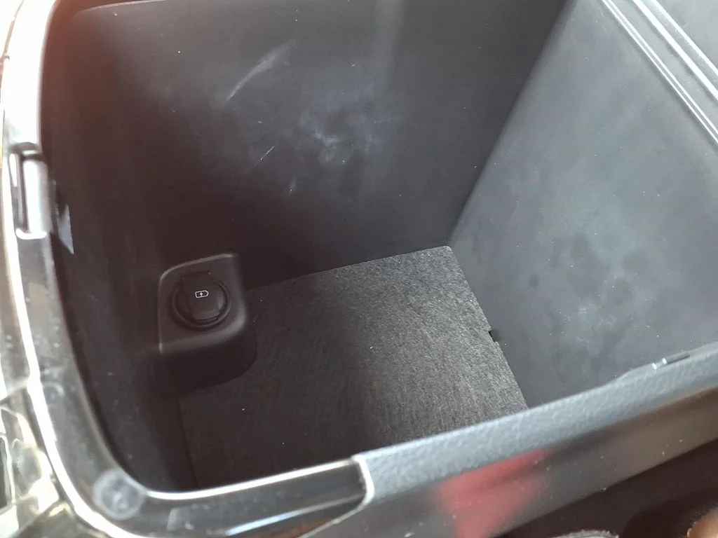 Used 2022 White Kia SX image 12
