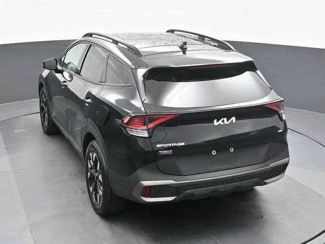 Used 2023 Black Kia X-Line image 10