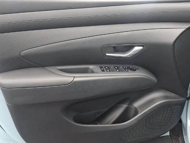 New 2027 Blue Hyundai SE image 9