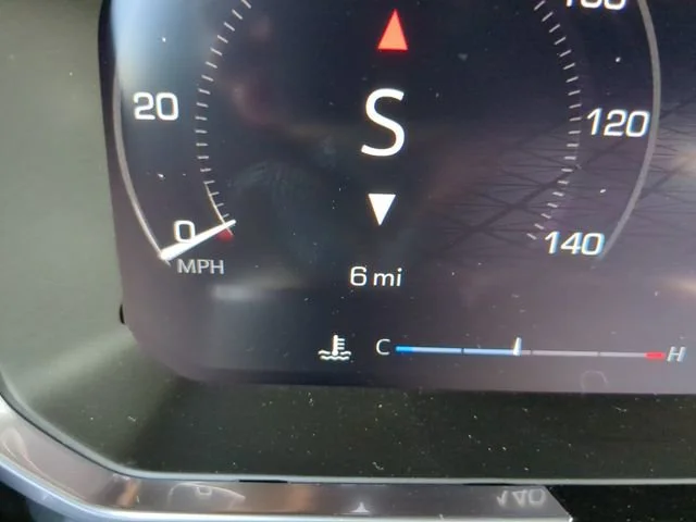New 2026 Onyx Black GMC Elevation image 18