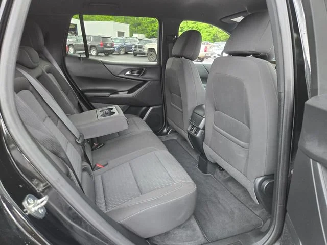 Used 2025 Mosaic Black Metallic Chevrolet LT image 20