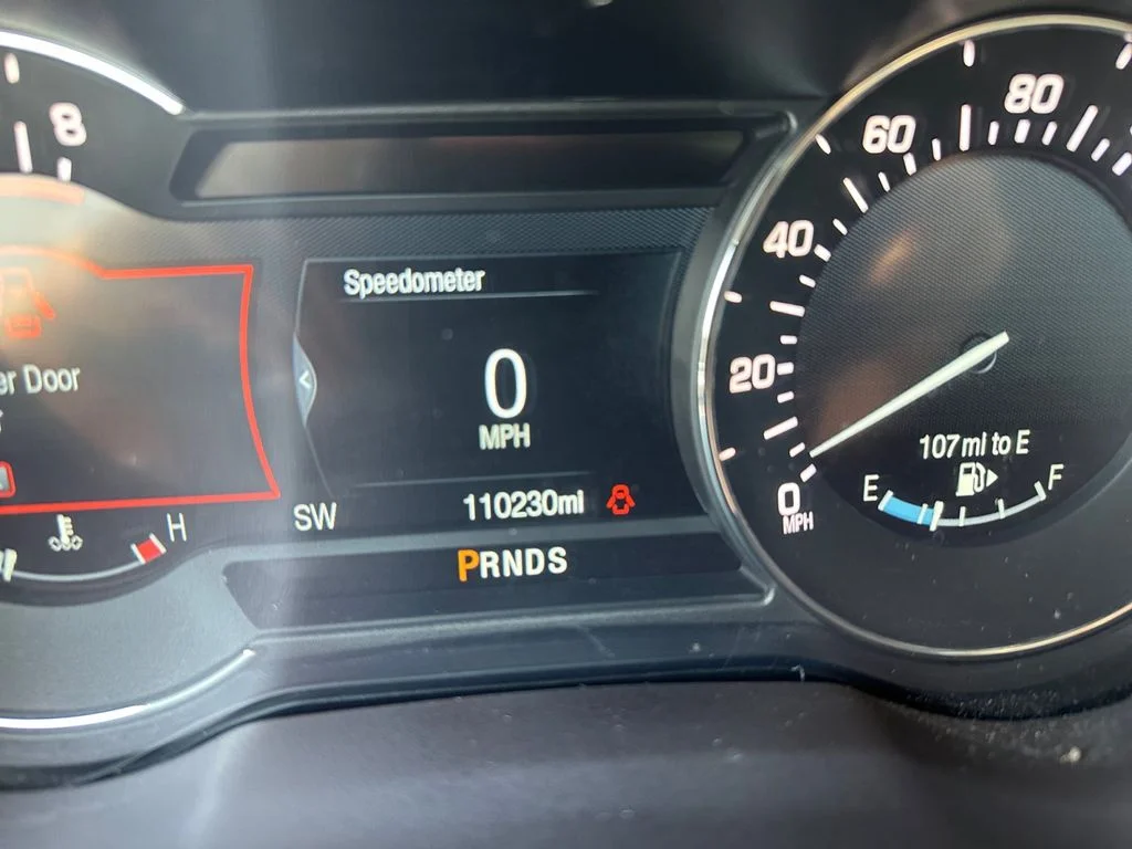Used 2017 White Lincoln Select image 20