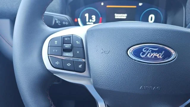 New 2026 Carbonized Gray Metallic Ford Active RWD image 27