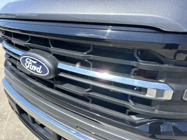 Used 2024 Gray Ford XLT image 6
