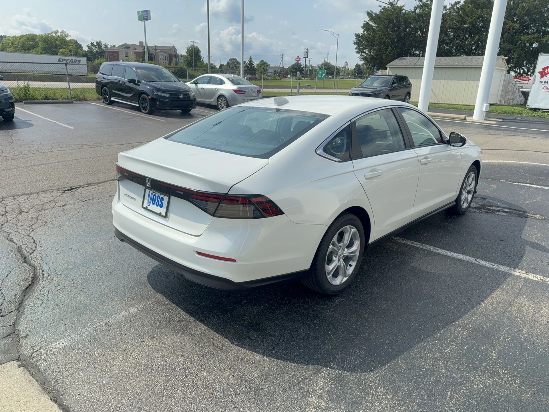 New 2026 Platinum White Pearl Honda LX image 5
