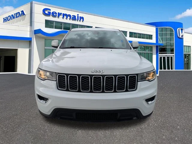 Used 2020 Bright White Clearcoat Jeep Laredo image 9