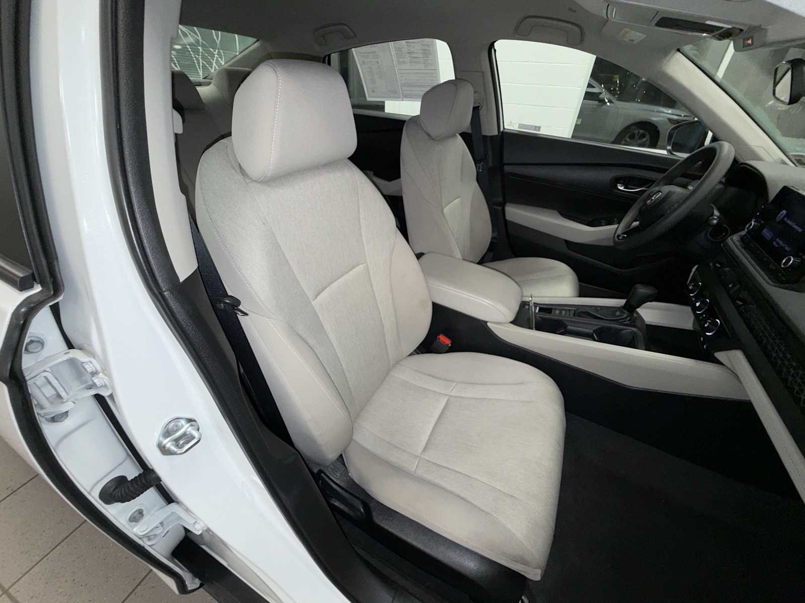 2023 Honda Accord LX - Photo 16