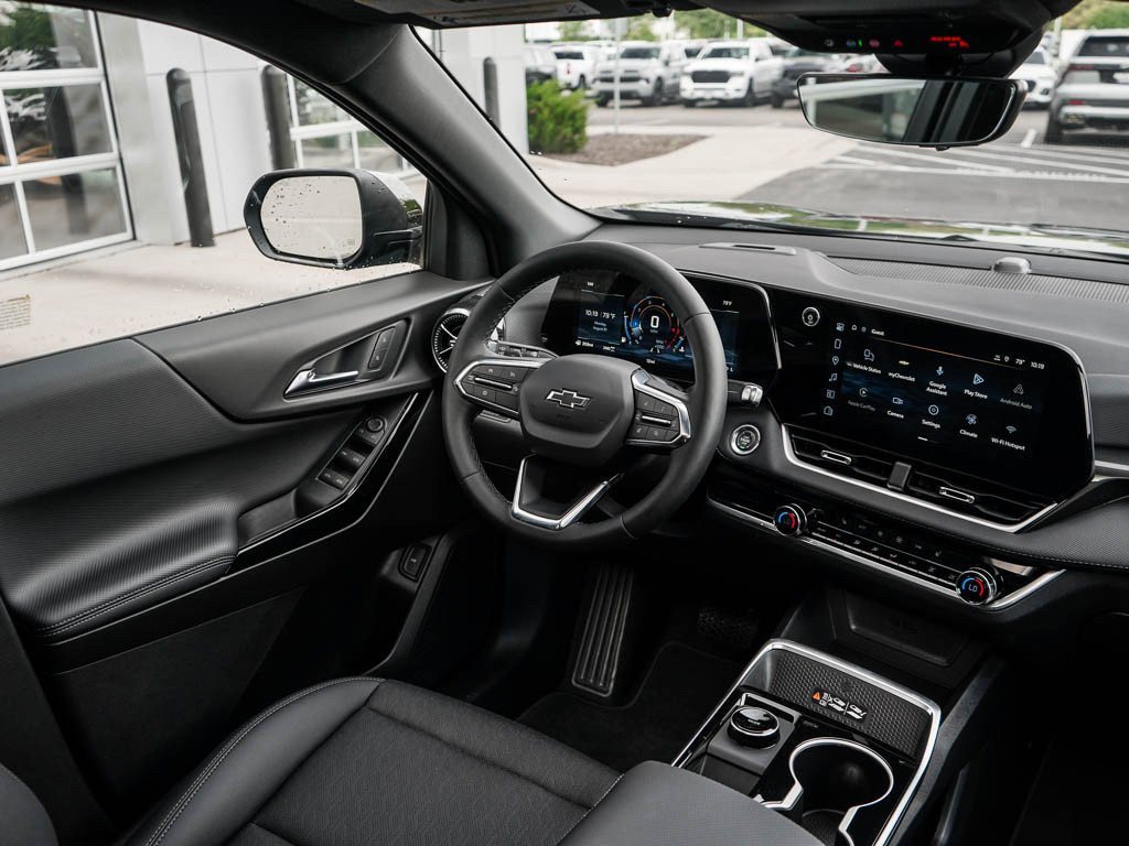 2027 Chevrolet Equinox LT - Photo 13