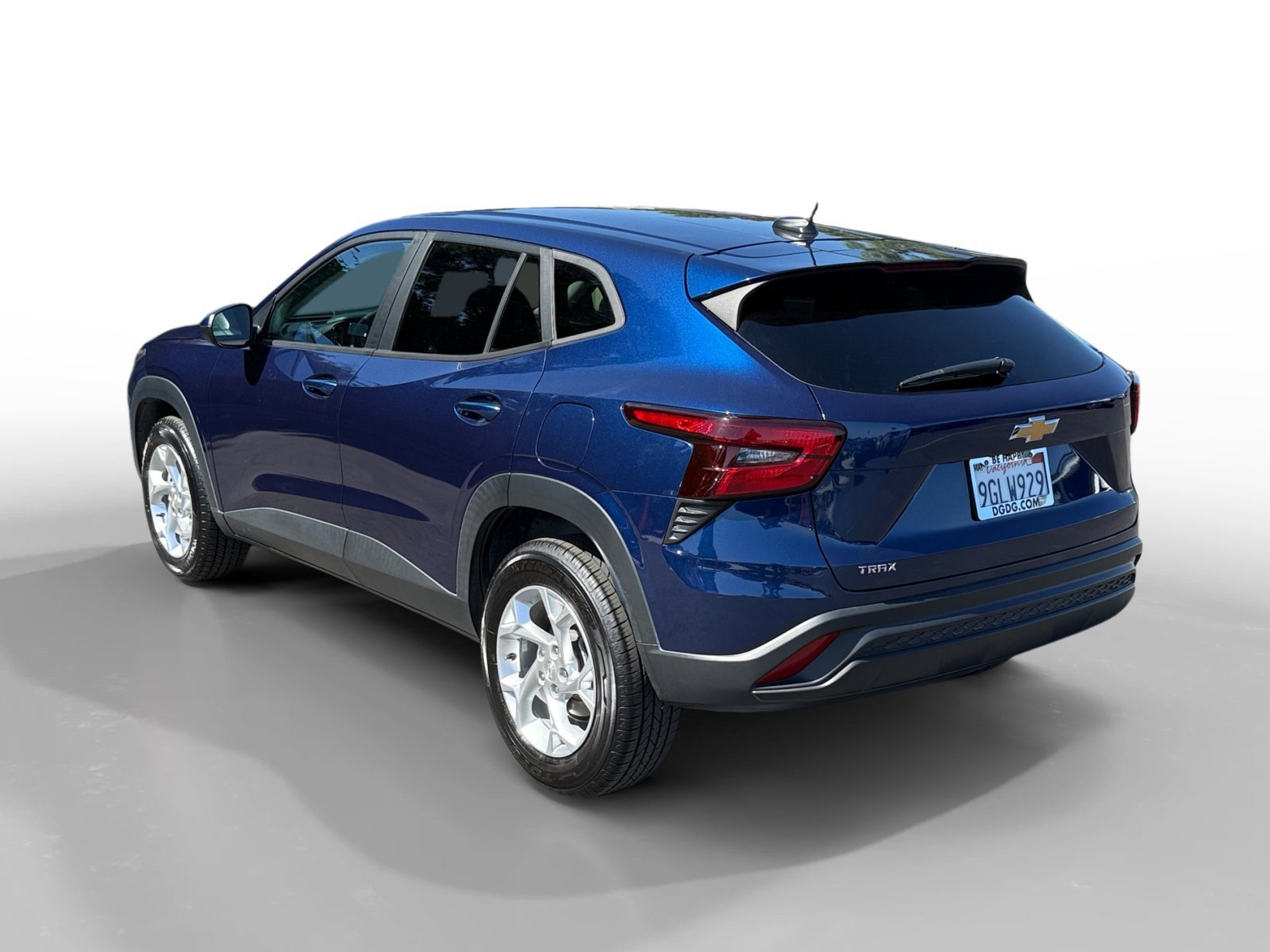 Used 2024 Blue Chevrolet LS image 3